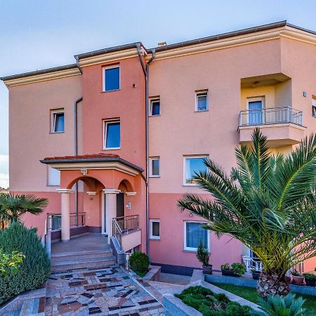 Istriensonne - Apartments Veruda Mit Grillterrasse Pula Dış mekan fotoğraf