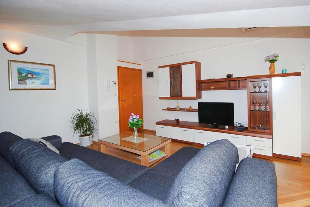 Istriensonne - Apartments Veruda Mit Grillterrasse Pula Dış mekan fotoğraf
