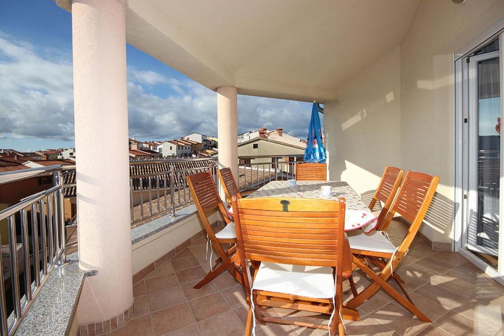 Istriensonne - Apartments Veruda Mit Grillterrasse Pula Dış mekan fotoğraf